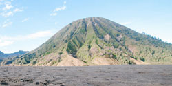 mount bromo trekking 9